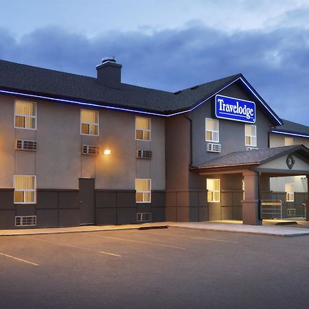 Travelodge By Wyndham Kindersley Ngoại thất bức ảnh