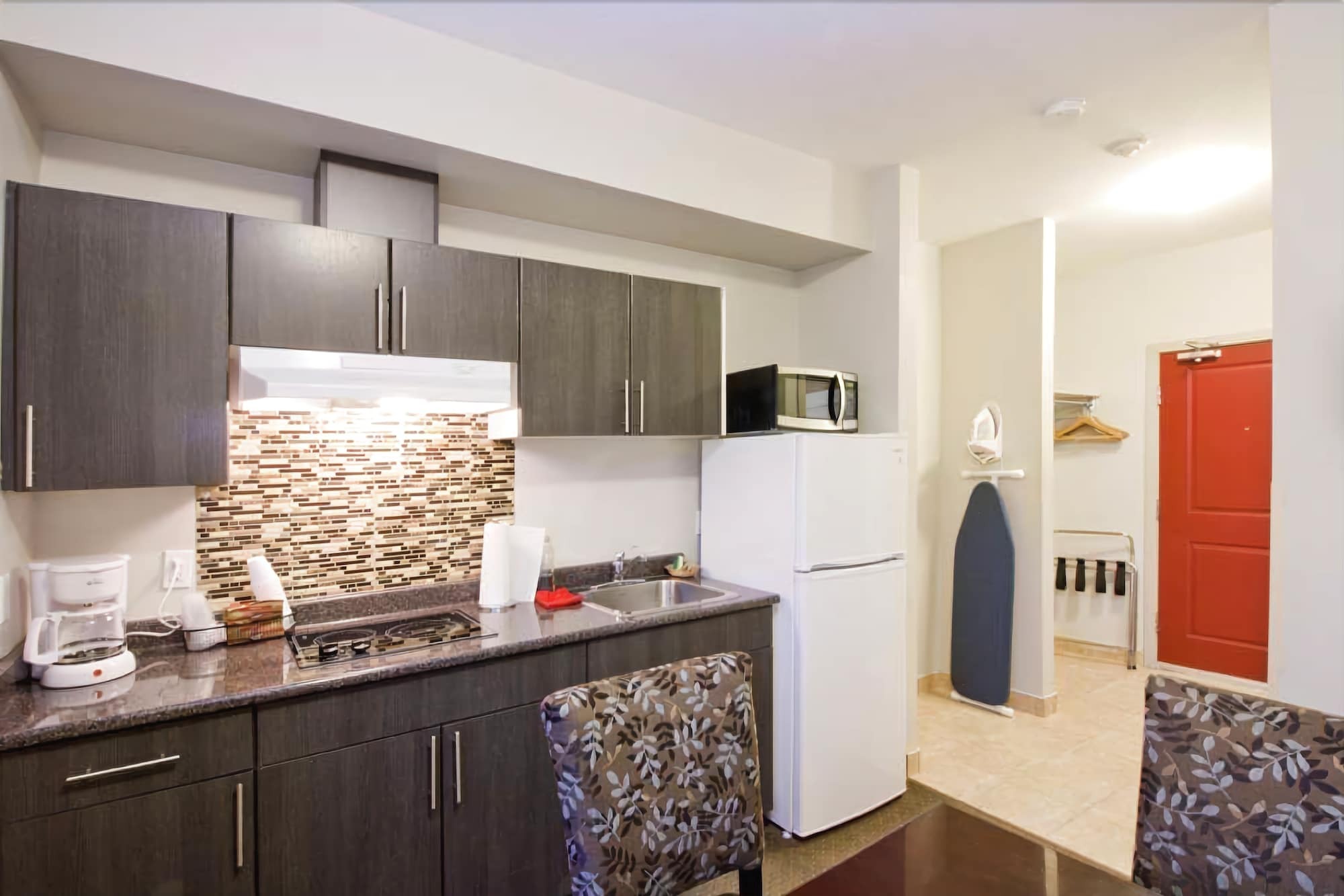Travelodge By Wyndham Kindersley Ngoại thất bức ảnh