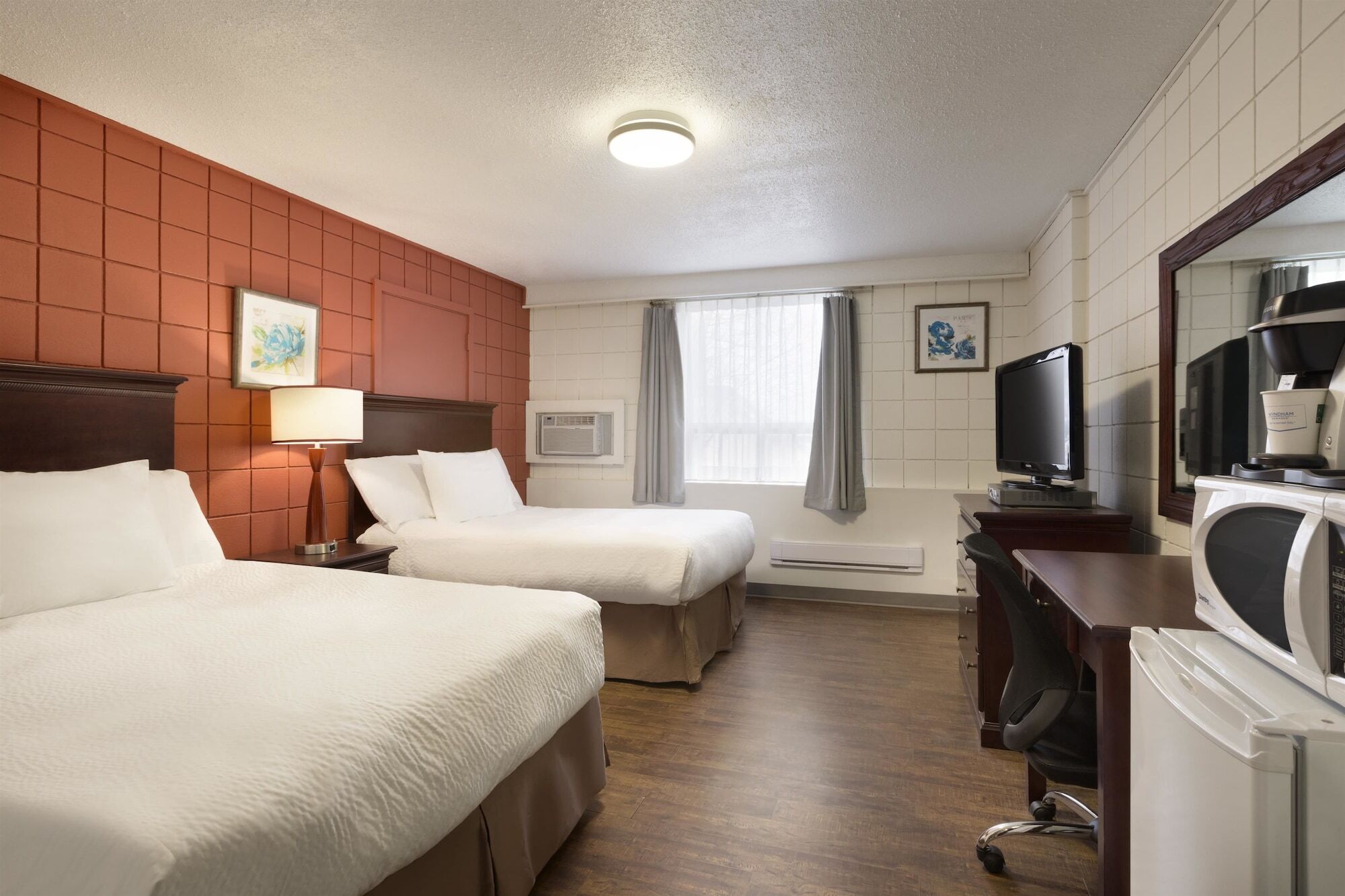 Travelodge By Wyndham Kindersley Ngoại thất bức ảnh