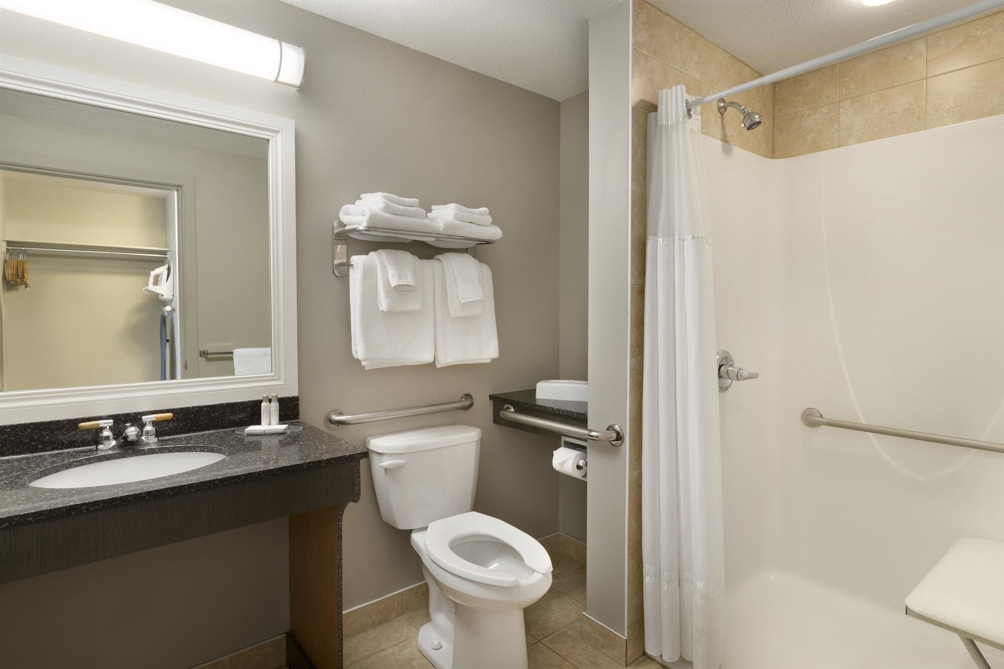 Travelodge By Wyndham Kindersley Ngoại thất bức ảnh