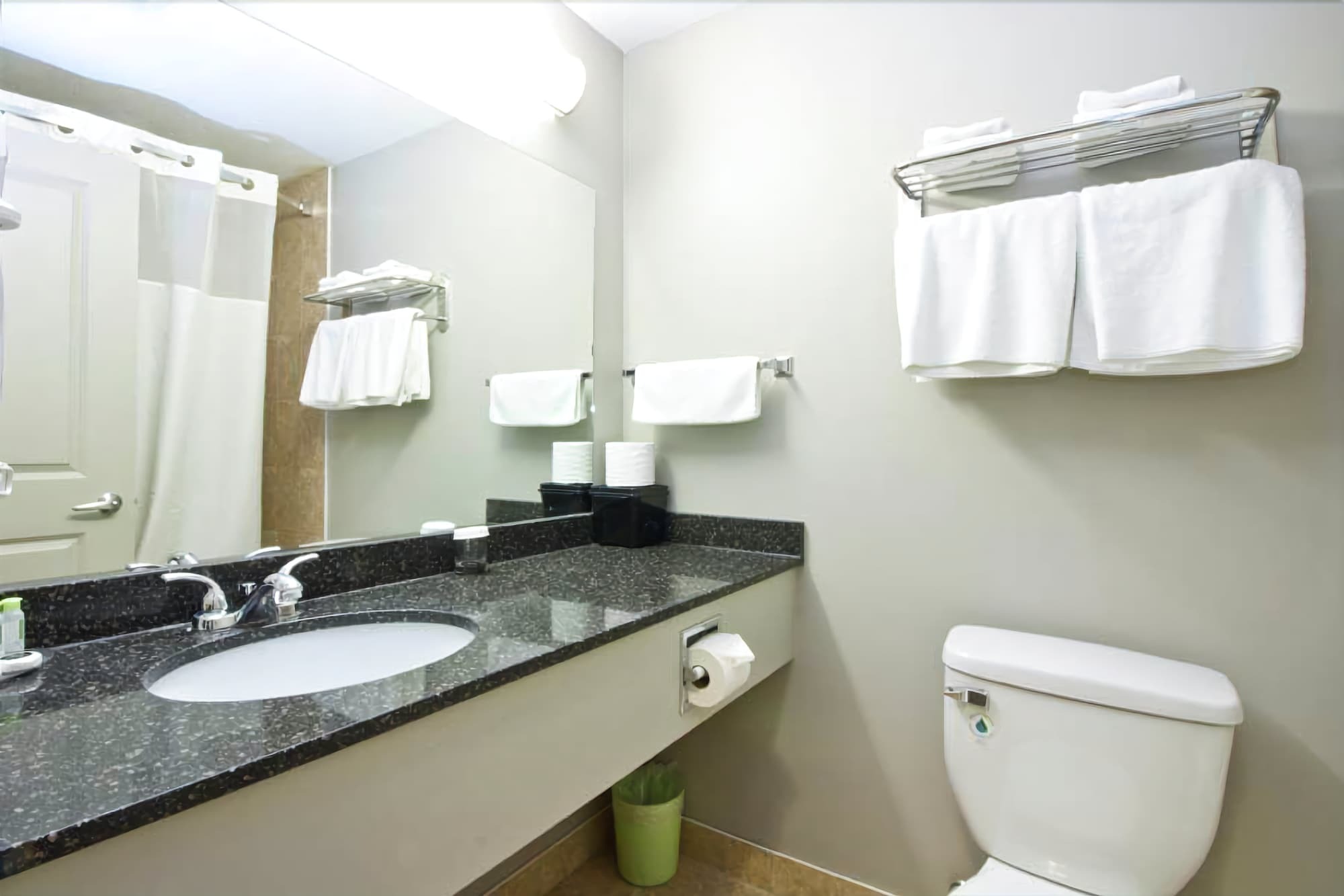 Travelodge By Wyndham Kindersley Ngoại thất bức ảnh